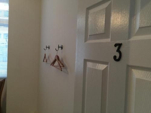 The LANAI HOSTEL4