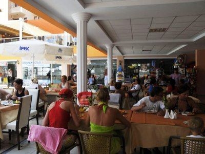 KLAS HOTEL DOM4