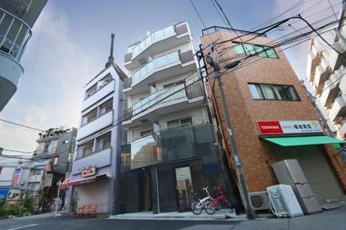 Petit Grande Homes4