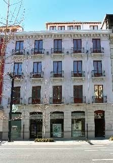 Habitat Suites Gran Via 17 Apartamentos0