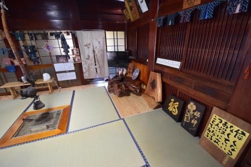 Minshuku Nishidomari1