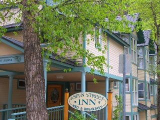Aspen Street Inn4