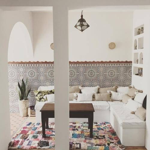 RIAD NANA0