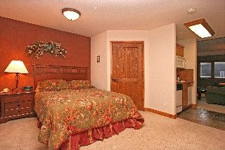 Riverbend Lodge3