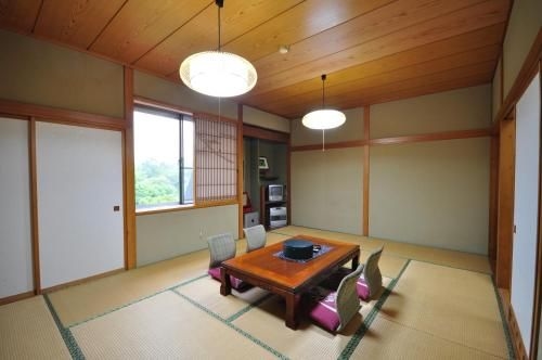 Shinyu Onsen Kurikomaso4