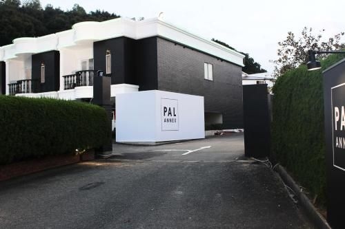 Pal Annex Munakata (Love Hotel)0