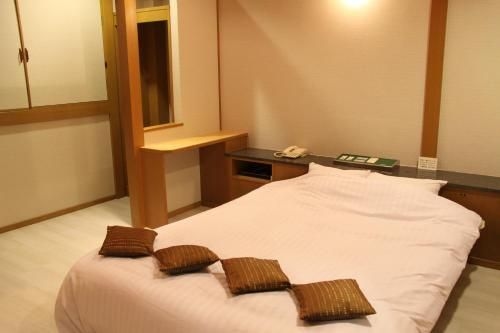 Color Hotel (Love Hotel)1