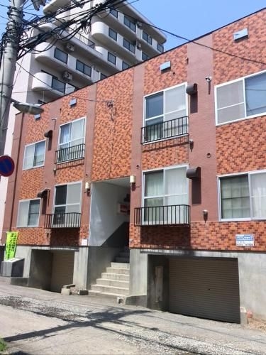 12Jo Heights1