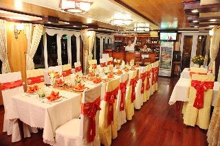 Halong Aurora Cruises0