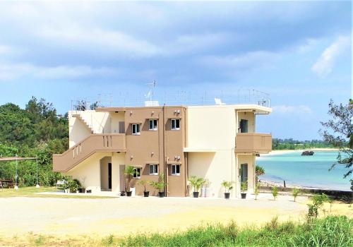 Beach side resort Grand blue OKINAWA (Beach Side Resort Grand Blue Okinawa)1