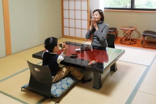 อาจิไซ ออนเซ็น เรียวกัง (Ajisai Onsen Ryokan)2
