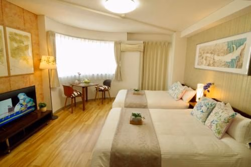 *602* 道頓堀東Art Hotel (602 Dotonbori East Art Hotel)0