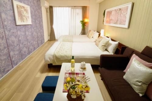 *606* 道頓堀東Art Hotel (606 Dotonbori East Art Hotel)0