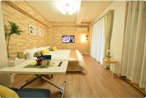 *701* 道頓堀東Art Hotel (701 Dotonbori East Art Hotel)0