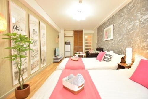 *806* 道頓堀東Art Hotel (806 Dotonbori East Art Hotel)0