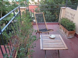 Garden House Hostel Barcelona4