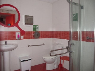 Garden House Hostel Barcelona2