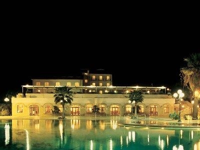 Blu Hotel Kaos1