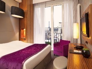 Clarion Collection Etoile St. Honore2