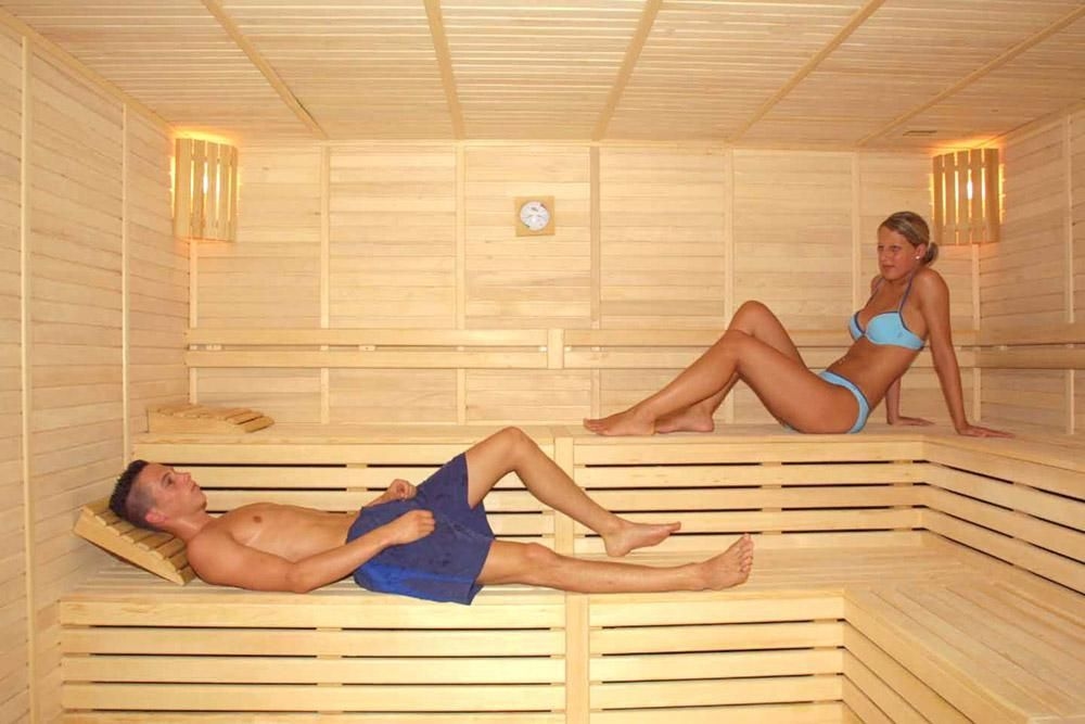GALAXY BEACH HOTEL0