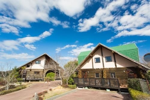 โรงแรมฟิออเร ชิมา (Fiore Shima Hotel)0