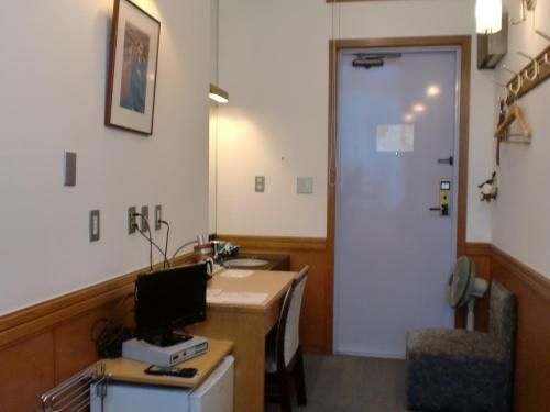 บิสซิเนส โฮเทล เครสเซนต์ (Business Hotel Crescent)3