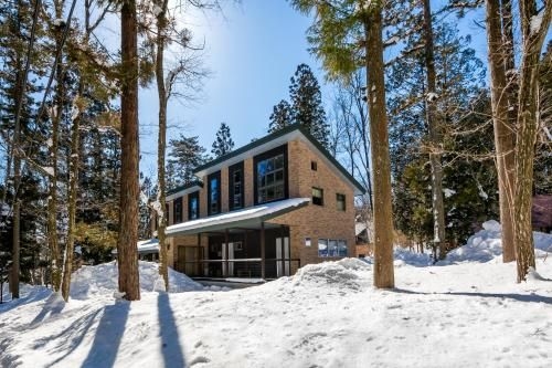 Phoenix Chalet0