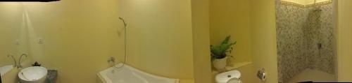 Makk Hotel1