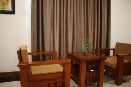 Relax Hotel1