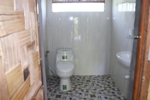 Indigenous People Lodge2