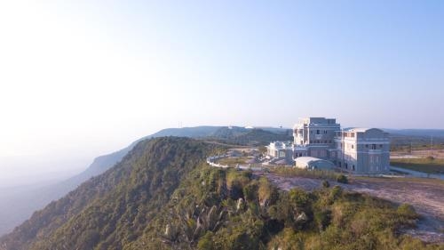 Le Bokor Palace3