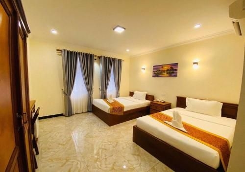 ICON Hotel1