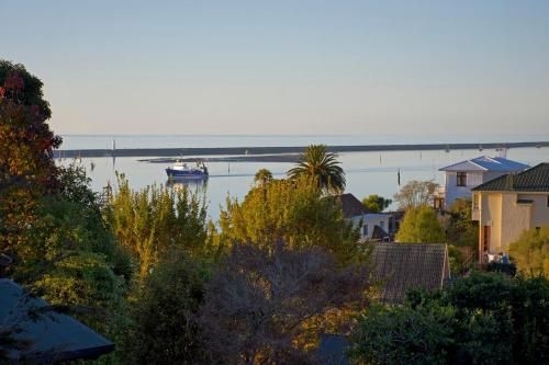 Harbour View1