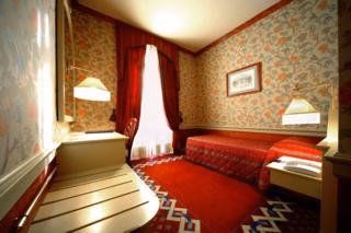 Regency Milan2