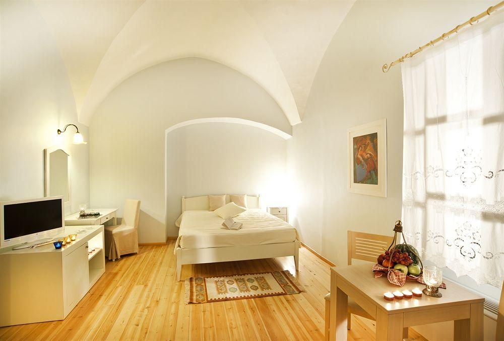 Markezinis Suites4