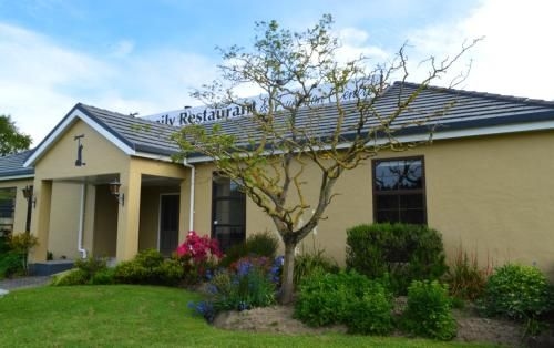 Brightwater Motor Inn Nelson1