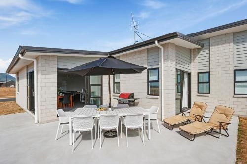 Puna Rise and Shine - Wharewaka Holiday Home4