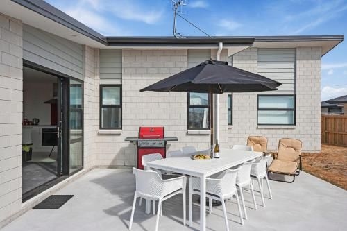 Puna Rise and Shine - Wharewaka Holiday Home2