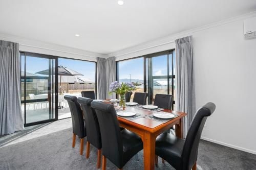 Puna Rise and Shine - Wharewaka Holiday Home1