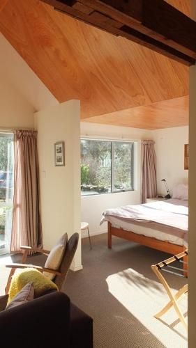 Kingfisher B & B4