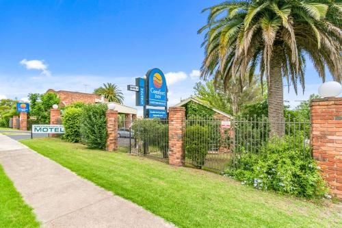 Greensborough Motel0