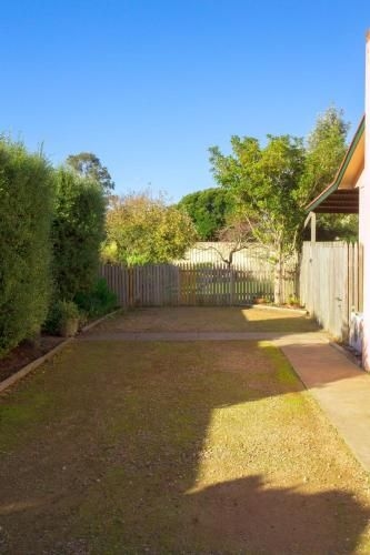 Ruby's Cottage3