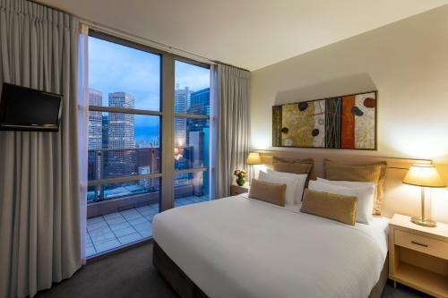 Oaks Melbourne on Lonsdale Suites4