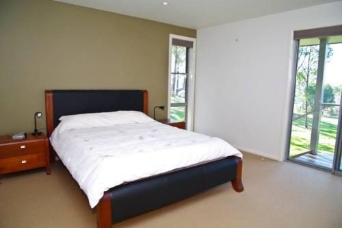 Banyula, 103 Neville Morton Drive4