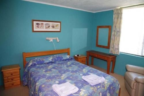 Beachfront 3, 25 Willow Street1