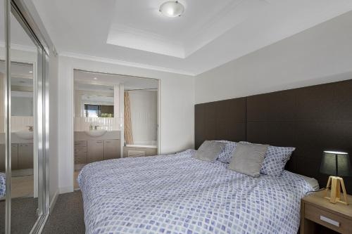 Ettalong Beach Luxury Apartments4