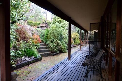 Alrima Lodge, Bright1