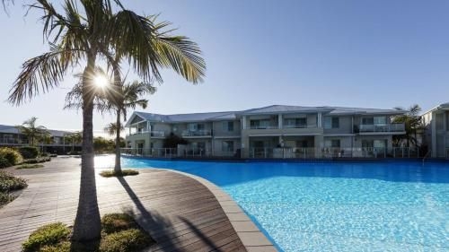 โอ๊คส์ พอร์ตสตีเฟ่นส์ แปซิฟิกบลู รีสอร์ต (Oaks Port Stephens Pacific Blue Resort)0