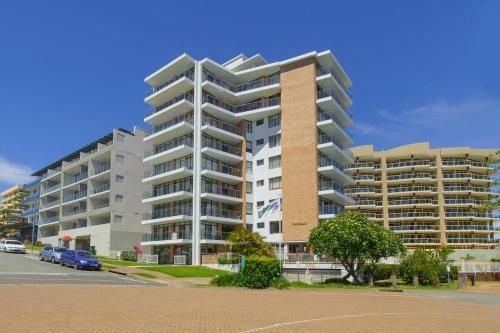 Tasman Towers 5 3 Munster Street3