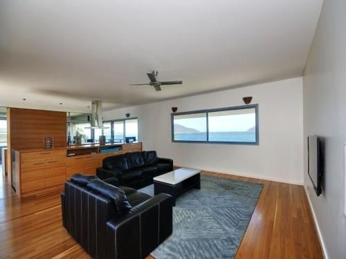 Architectural Design on the Beach0